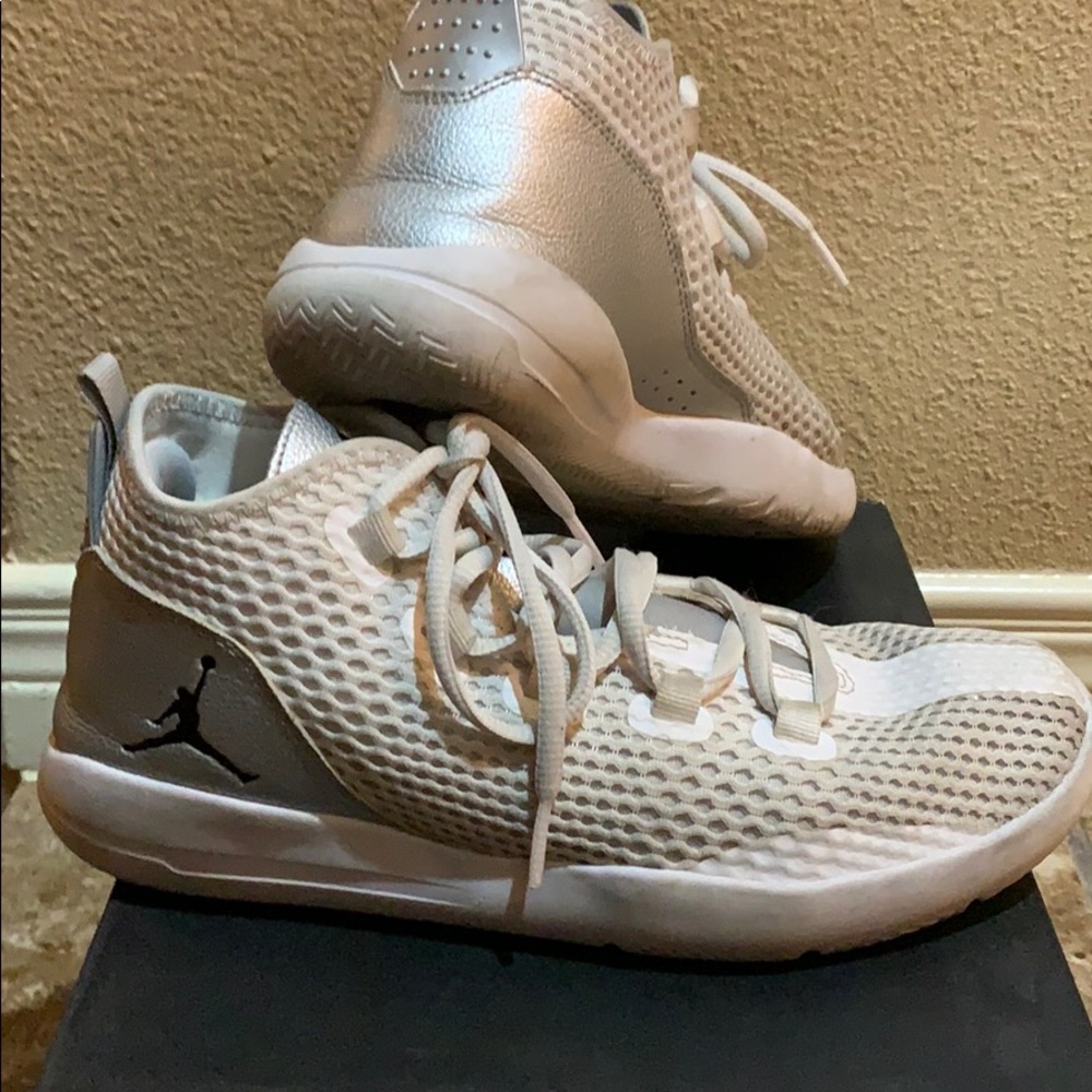 Nike Jordan Reveal BG